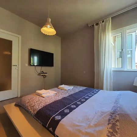 Apartman Super Central Lovely And Clean Burgasz